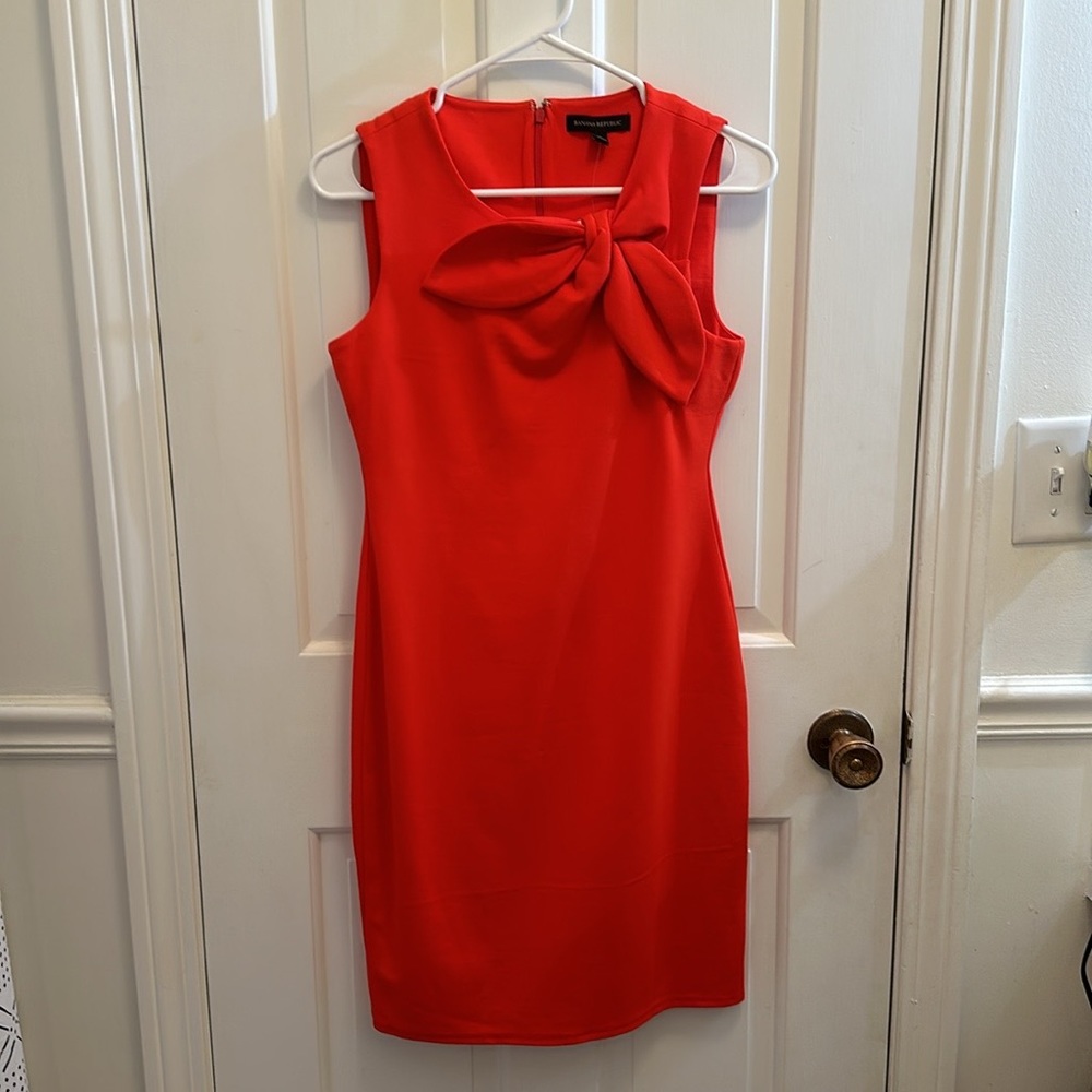 Beautiful red orange dress!